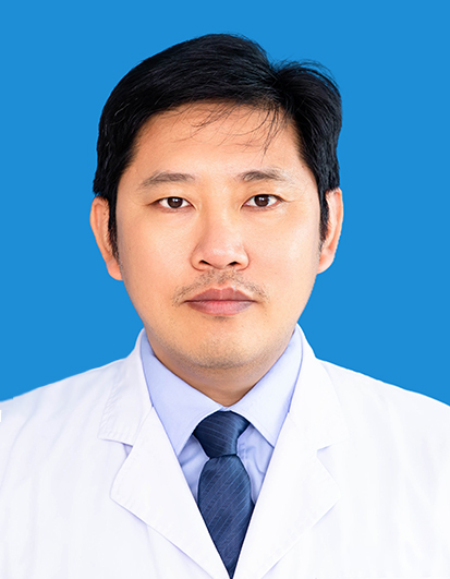 點(diǎn)擊照片，查看專家專長(zhǎng)、出診時(shí)間